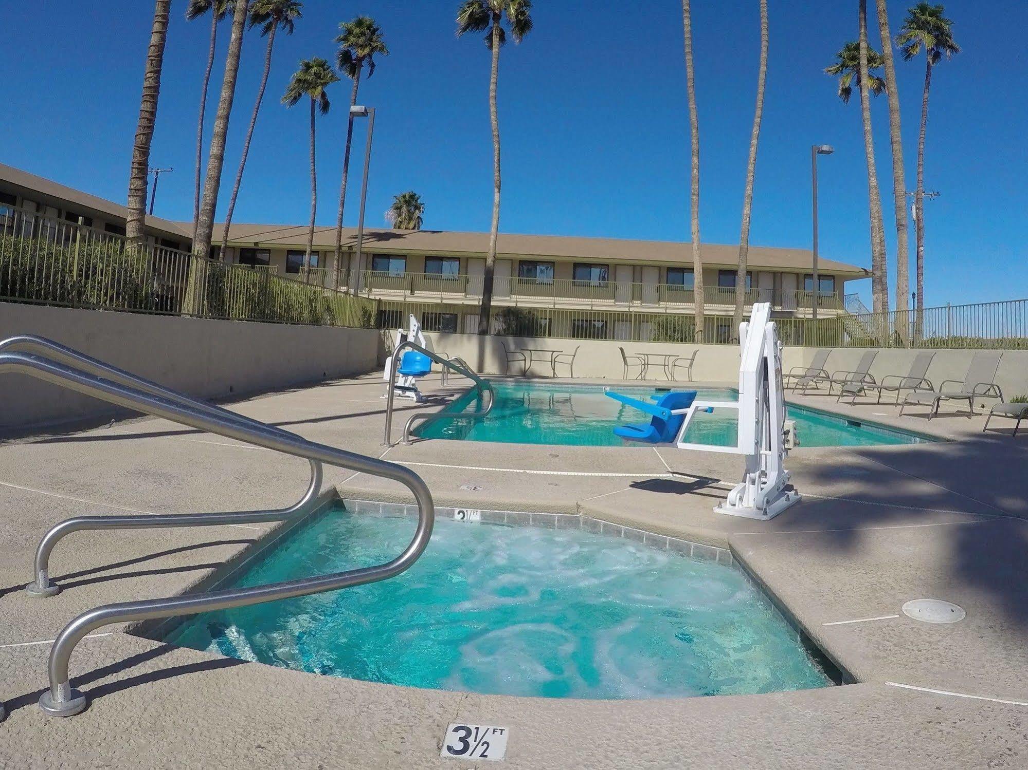Motel Americas Value Ca